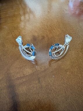 Sterling silver bond Boyd clip on earrings